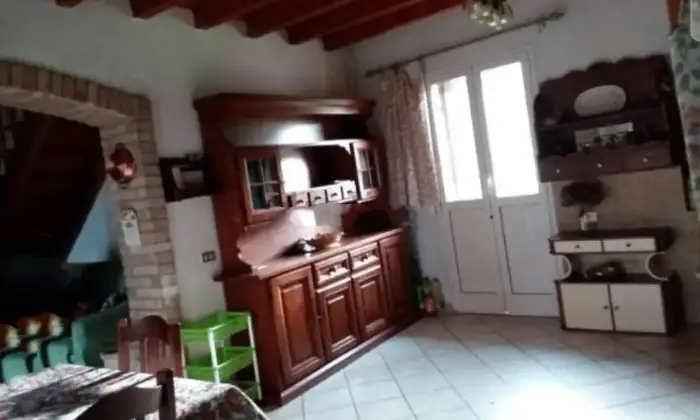 Rexer-Montefiorino-Villa-Casa-indipendente-in-Ceresola-Montefiorino-SALONE