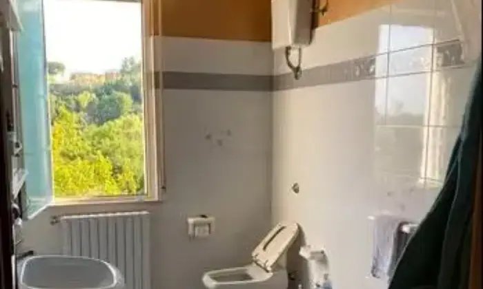 Rexer-Loreto-Aprutino-Vendesi-appartamento-in-via-Cappuccini-a-Loreto-Aprutino-PE-BAGNO