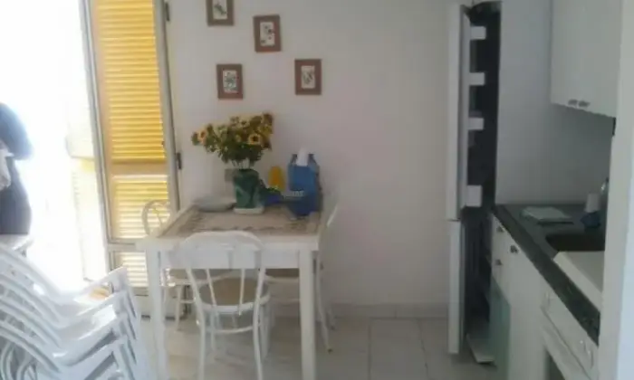 Rexer-Isola-di-Capo-Rizzuto-Appartamento-in-vendita-a-Isola-di-Capo-Rizzuto-CUCINA