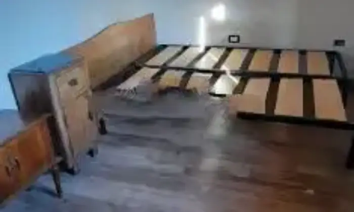 Rexer-Poppi-Vendesi-casa-indipendente-a-Poppi-CAMERA-DA-LETTO