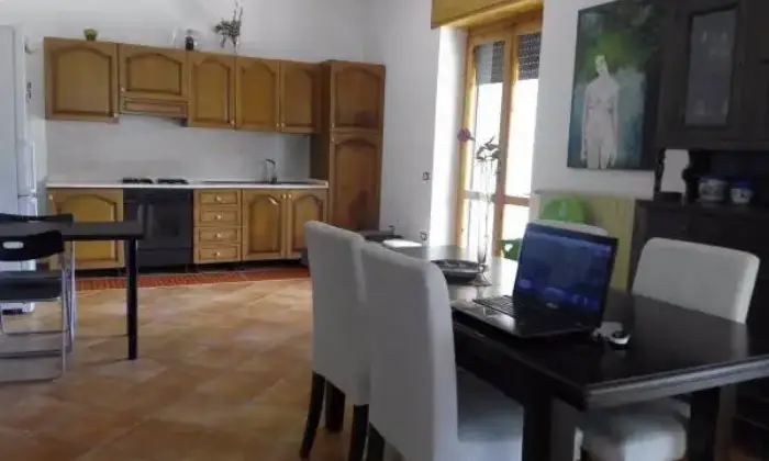 Rexer-Agropoli-Appartamento-semindipendente-via-Barlotti-Agropoli-CUCINA