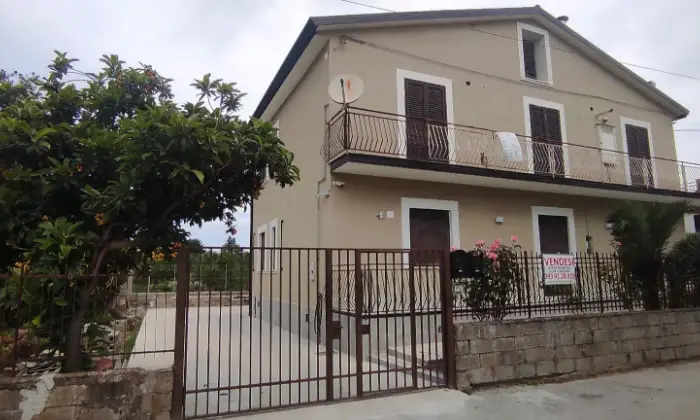 Rexer-Agropoli-Appartamento-semindipendente-via-Barlotti-Agropoli-Facciata