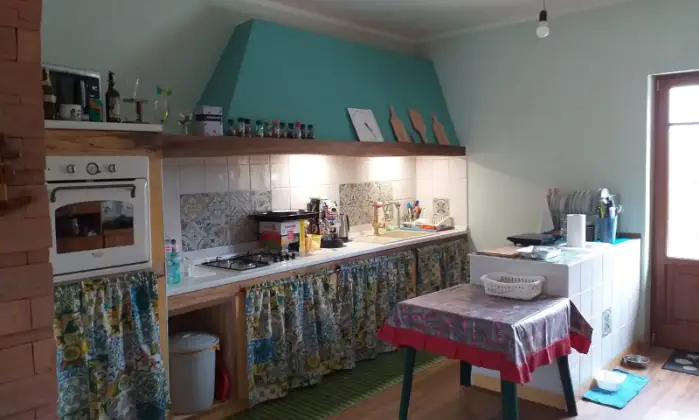 Rexer-Bisaccia-Vendesi-immobile-indipendente-con-terreno-CUCINA