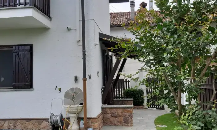 Rexer-Valperga-Villa-in-vendita-Valperga-GIARDINO