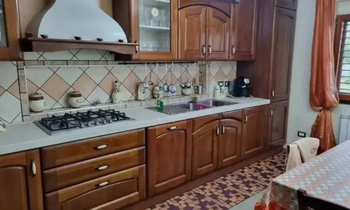 Rexer-Luzzi-CS-Villetta-su-livelli-Cucina