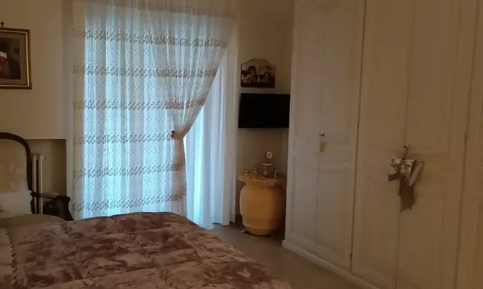 Rexer-Taranto-Vendesi-appartamento-a-Taranto-CAMERA-DA-LETTO