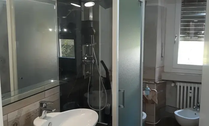 Rexer-Milano-APPARTAMENTO-NUOVO-PER-STUDENTESSELAVORATRICI-SALONE