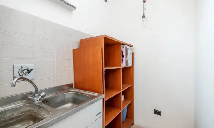 Rexer-Borgaro-Torinese-Alloggio-signorile-in-condominio-recente-CUCINA
