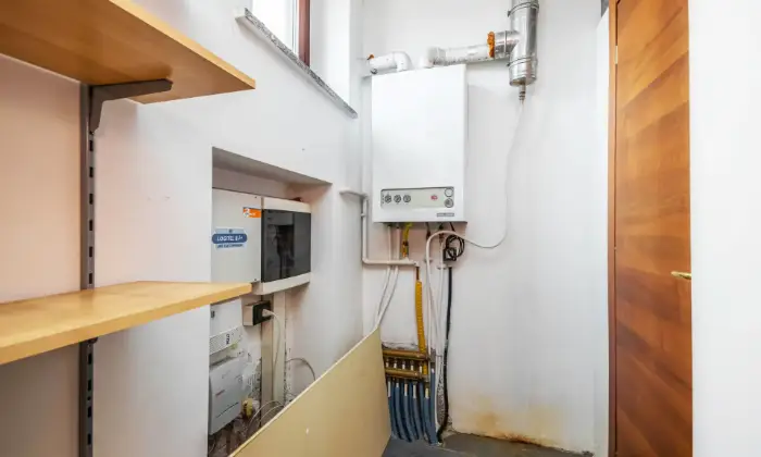 Rexer-Borgaro-Torinese-Alloggio-signorile-in-condominio-recente-ALTRO