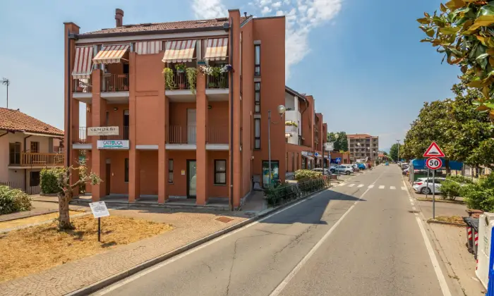 Rexer-Borgaro-Torinese-Alloggio-signorile-in-condominio-recente-ALTRO