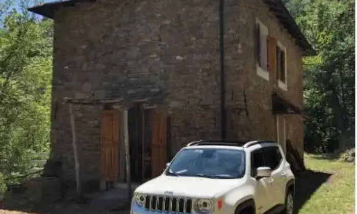 Rexer-Cortemilia-Vendesi-Casalecascina-in-Strada-Salino-a-Cortemilia-CN-ALTRO