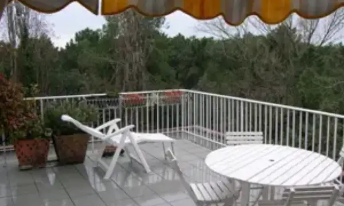 Rexer-Grado-Splendido-attico-vista-pineta-e-mare-a-Grado-TERRAZZO