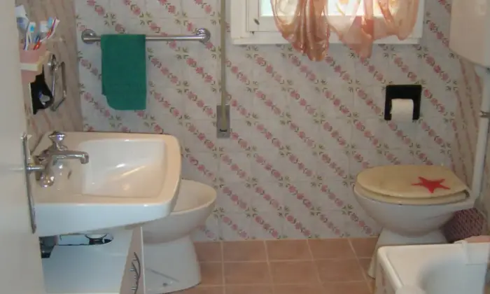 Rexer-Grado-Splendido-attico-vista-pineta-e-mare-a-Grado-BAGNO