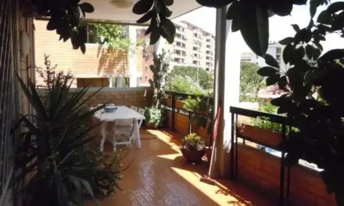 Rexer-Roma-Ampio-appartamento-a-Roma-TERRAZZO