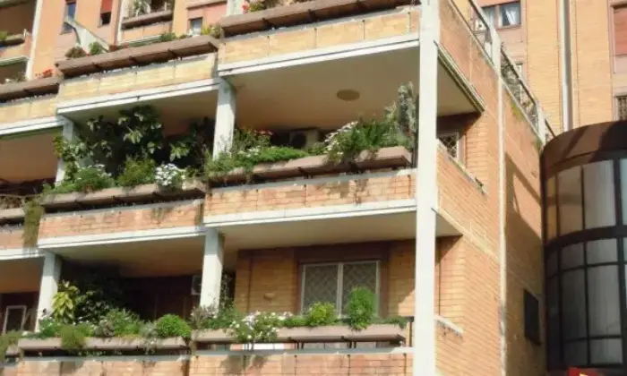 Rexer-Roma-Ampio-appartamento-a-Roma-TERRAZZO