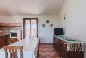 Rexer-Aglientu-Deliziosa-villetta-con-ampio-spazio-esterno-vista-mare-SALONE