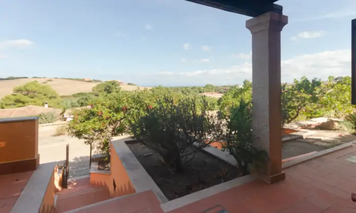 Rexer-Aglientu-Deliziosa-villetta-con-ampio-spazio-esterno-vista-mare-ESTERNO