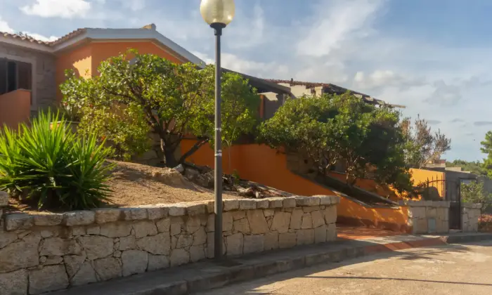 Rexer-Aglientu-Deliziosa-villetta-con-ampio-spazio-esterno-vista-mare-ESTERNO