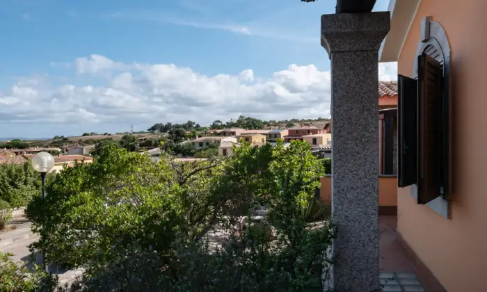 Rexer-Aglientu-Deliziosa-villetta-con-ampio-spazio-esterno-vista-mare-ESTERNO