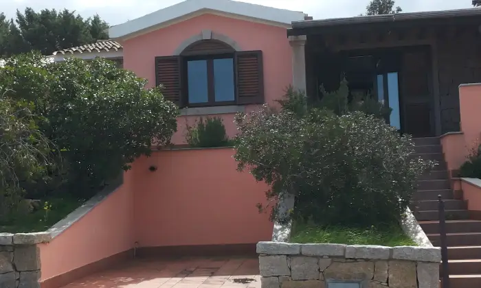 Rexer-Aglientu-Deliziosa-villetta-con-ampio-spazio-esterno-vista-mare-Altro