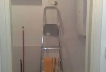 Rexer-Capraia-e-Limite-Quadrilocale-in-Vendita-in-Piazza-dei-Maestri-DAscia-a-Capraia-e-Limite-BAGNO