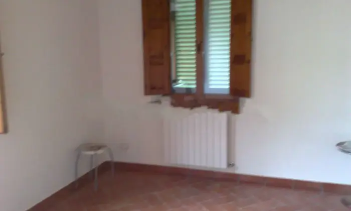 Rexer-Capraia-e-Limite-Quadrilocale-in-Vendita-in-Piazza-dei-Maestri-DAscia-a-Capraia-e-Limite-ALTRO