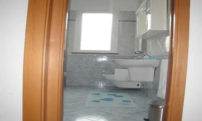 Rexer-Gallipoli-Appartamento-a-metri-dal-mare-BAGNO