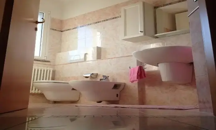 Rexer-Gallipoli-Appartamento-a-metri-dal-mare-BAGNO