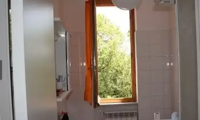Rexer-Sarzana-Bilocale-con-ottime-finiture-BAGNO