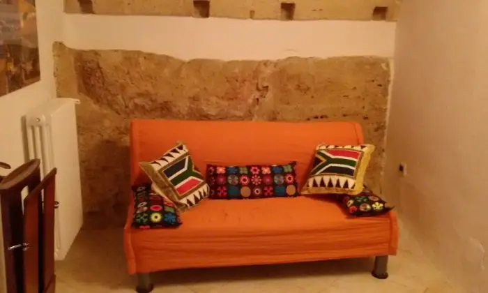 Rexer-Miggiano-VENDE-CASA-ANTICA-CON-VOLTE-A-STELLAAPPARTAMENTO-ATTICO-INDIPENDENTE-CAMERA-DA-LETTO