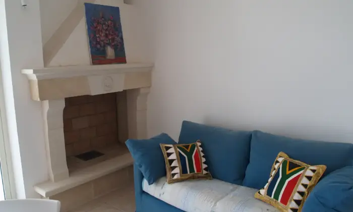 Rexer-Miggiano-VENDE-CASA-ANTICA-CON-VOLTE-A-STELLAAPPARTAMENTO-ATTICO-INDIPENDENTE-ALTRO