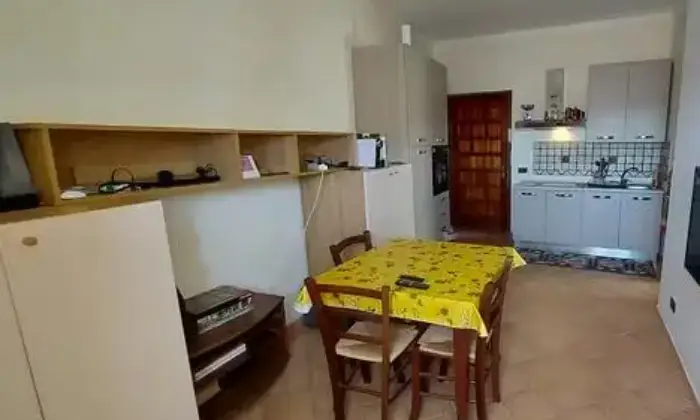 Rexer-Mentana-Appartamento-in-localit-Castelchiodato-Mentana-CUCINA