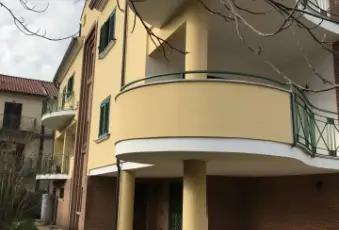 Rexer-Telese-Terme-Villa-unifamiliare-in-via-Botteghelle-Telese-Terme-BN-Terrazzo