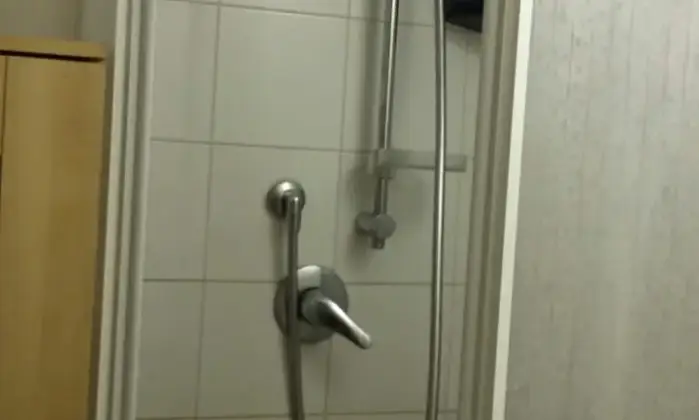 Rexer-Napoli-MONOLOCALE-FITTASI-PER-PERSONA-A-VIA-JANNELLI-RIONE-ALTO-BAGNO