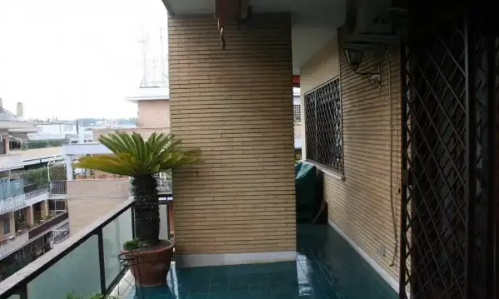 Rexer-Roma-Attico-Mansarda-a-Roma-TERRAZZO