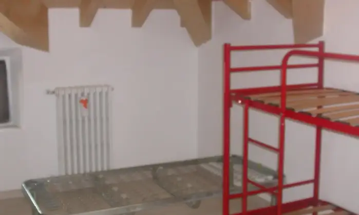 Rexer-Oltre-il-Colle-Mansarda-in-Vendita-Via-Perletti-Oltre-il-Colle-CAMERA-DA-LETTO