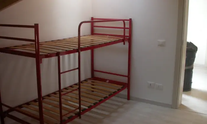 Rexer-Oltre-il-Colle-Mansarda-in-Vendita-Via-Perletti-Oltre-il-Colle-CAMERA-DA-LETTO