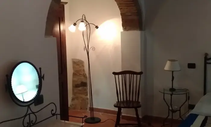 Rexer-POGGIO-LODOLI-frazione-di-MURLO-SI-Appartamento-su-due-piani-in-vendita-nel-borgo-di-Poggio-Lodoli-CameraDaLetto
