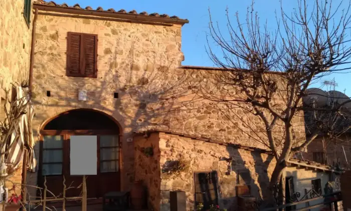 Rexer-POGGIO-LODOLI-frazione-di-MURLO-SI-Appartamento-su-due-piani-in-vendita-nel-borgo-di-Poggio-Lodoli-ALTRO