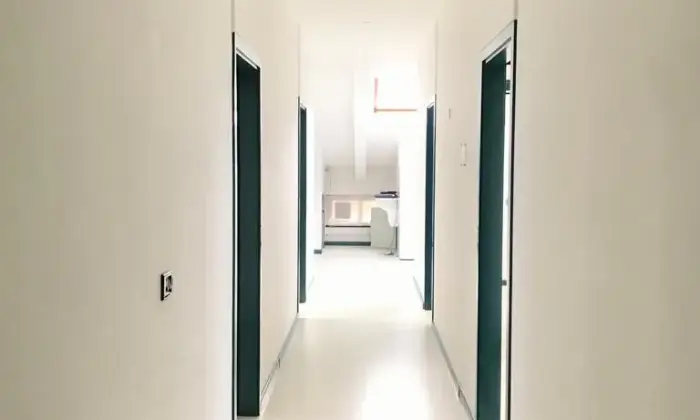 Rexer-Vittorio-Veneto-UFFICI-IN-PIENO-CENTRO-ALTRO