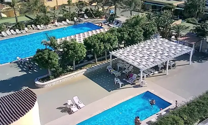 Rexer-Lecce-Villa-posti-in-villaggio-turistico-con-animazione-m-mare-Terrazzo