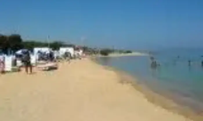 Rexer-Lecce-Villa-posti-in-villaggio-turistico-con-animazione-m-mare-Altro