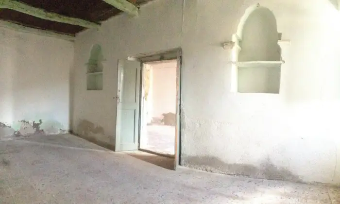 Rexer-Milis-Vendesi-casa-Campidanese-in-Eleonora-d-Arborea-a-Milis-OR-ALTRO