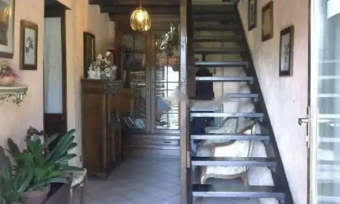 Rexer-Cerrione-Villa-Casa-indipendente-in-Cascina-Frere-Cerrione-SALONE