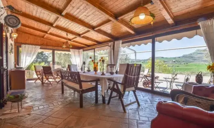 Rexer-Enna-Villa-con-terreno-distante-dal-centro-abitato-circa-km-Veranda