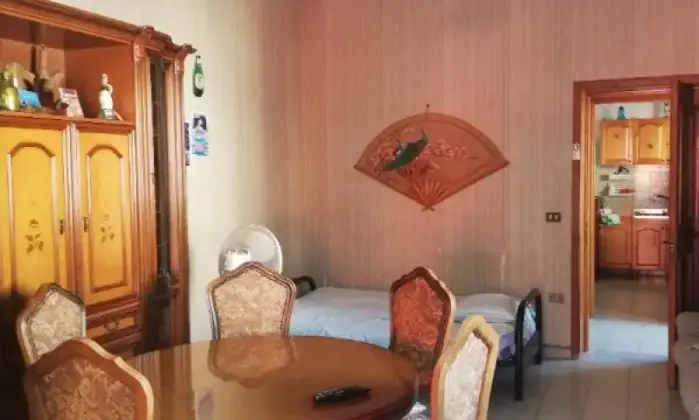Rexer-Tortora-Vendesi-appartamento-a-m-dal-mare-SALONE