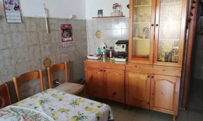 Rexer-Tortora-Vendesi-appartamento-a-m-dal-mare-CUCINA