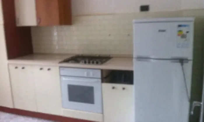 Rexer-Bari-Bilocale-in-vendita-in-via-Libert-CUCINA