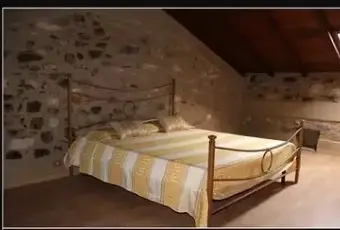 Rexer-Mulazzo-Rustico-RISTRUTTURATO-a-Borgo-Mulazzo-CAMERA-DA-LETTO