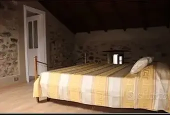 Rexer-Mulazzo-Rustico-RISTRUTTURATO-a-Borgo-Mulazzo-CAMERA-DA-LETTO